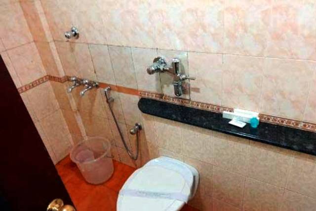 Hotel Pearl Regency, Thrissur 5